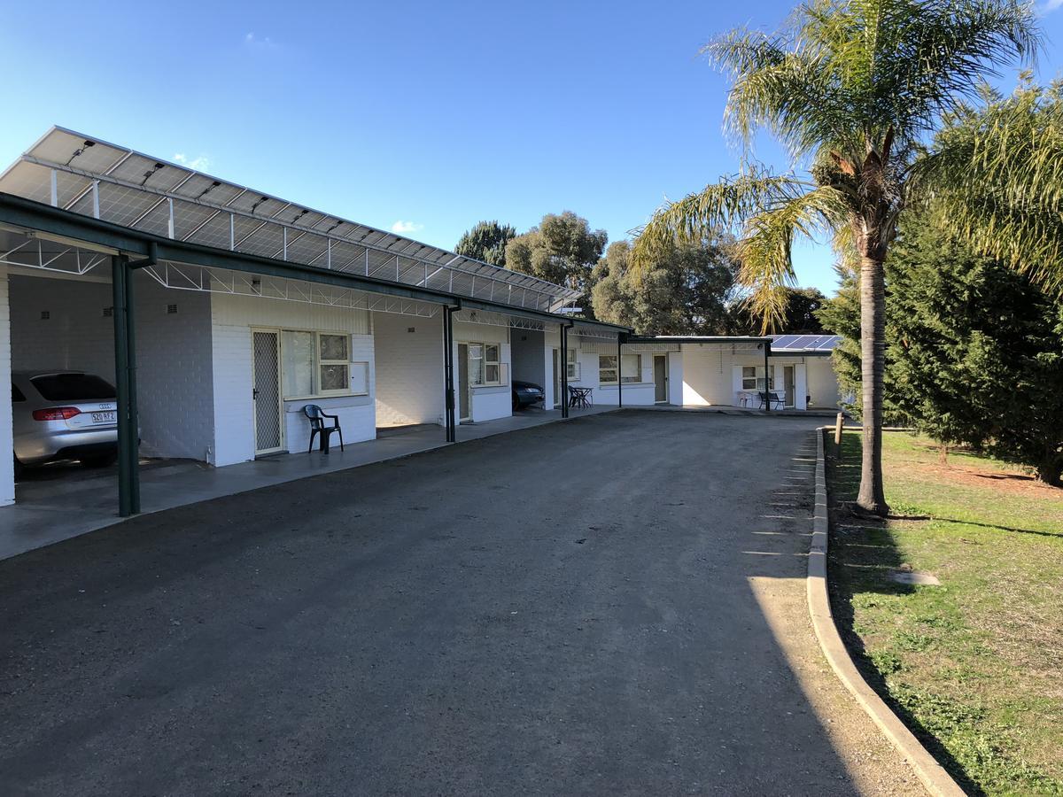 Green Door Motel Lavington Exterior foto